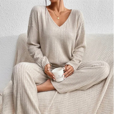 Scarlett™ | Knitted Elegant Set