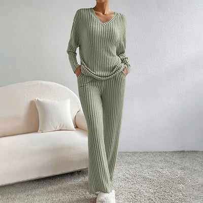 Scarlett™ | Knitted Elegant Set