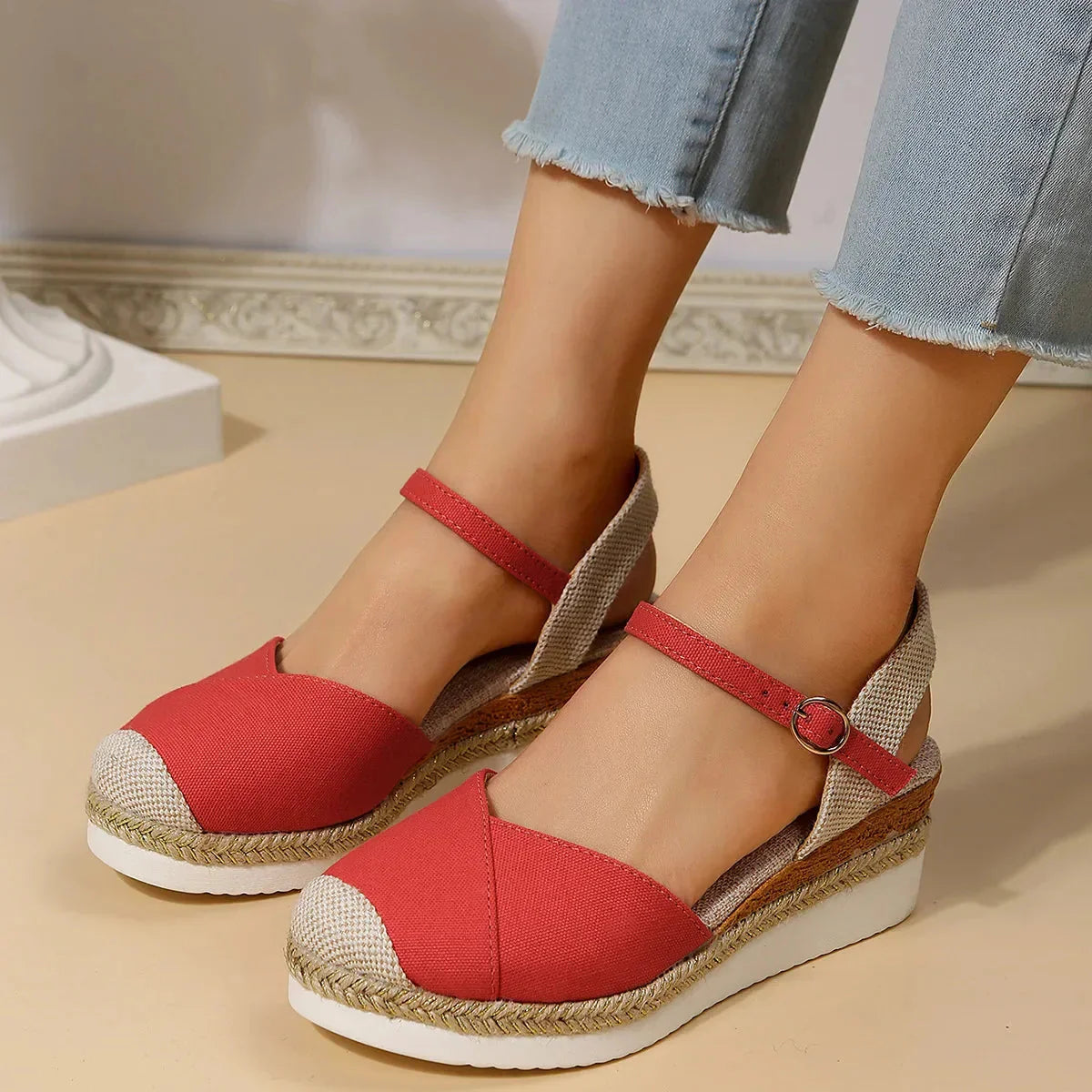 Courtney Closed Toe Wedge Orthopedic Sandals