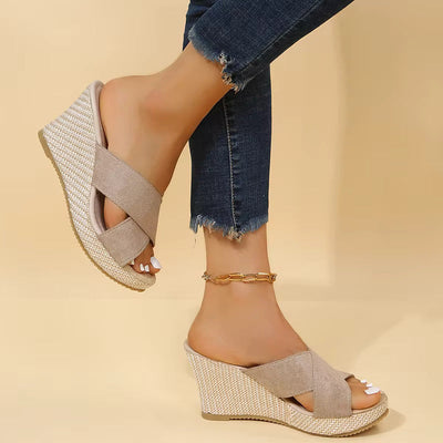 Almina Comfort Wedges Sandals