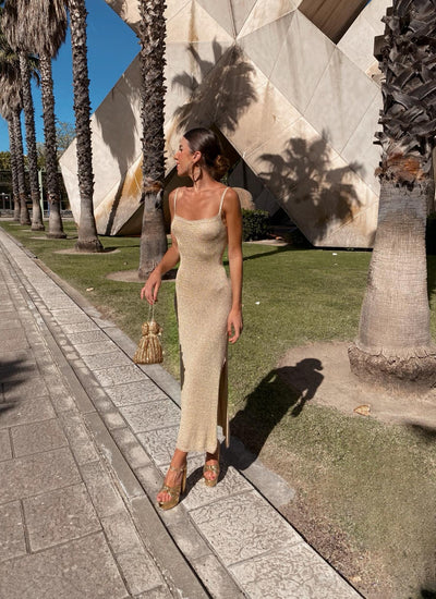 Lara Elegant Dress with Open Back