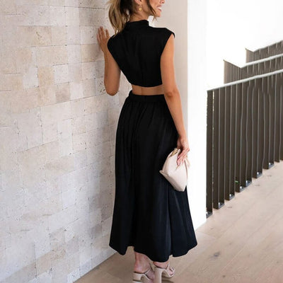 DIANA | PLEATED DRESS WITH HIGH COLLAR